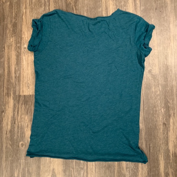 Victoria’s Secret PINK T-Shirt - Picture 3 of 3